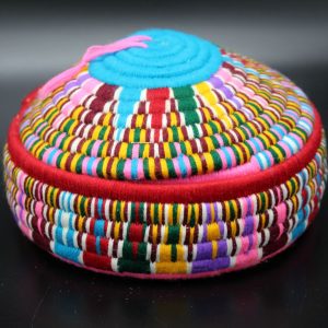 Dose mit Deckel groß – Mehrfarbig